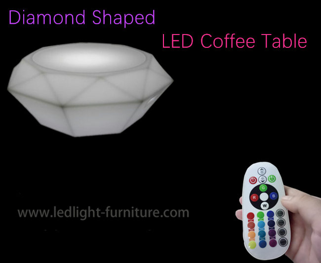 A prova à moda do tempo da tabela de cocktail do diodo emissor de luz do projeto do diamante com relaxa a luz suave