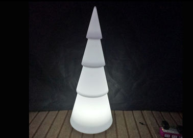 China Árvore portátil do White Christmas da lâmpada de assoalho do diodo emissor de luz da bateria com iluminação de 16 cores fornecedor