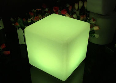 China cor de 30Cm/de 40cm que muda o tamborete do cubo do diodo emissor de luz para o jardim exterior decorativo fornecedor