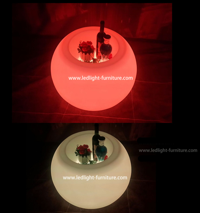A bola recarregável da cubeta de gelo do diodo emissor de luz das multi cores deu forma para KTV/partido home