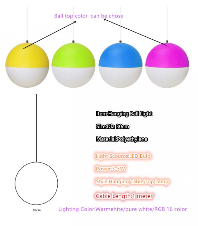 A suspensão conduziu a cor que muda a luz clara do pendente do globo da bola 30cm
