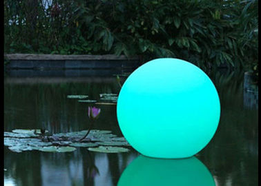 China Cor romântica que muda a lâmpada da bola do fulgor do diodo emissor de luz recarregável para o jardim/jarda fornecedor